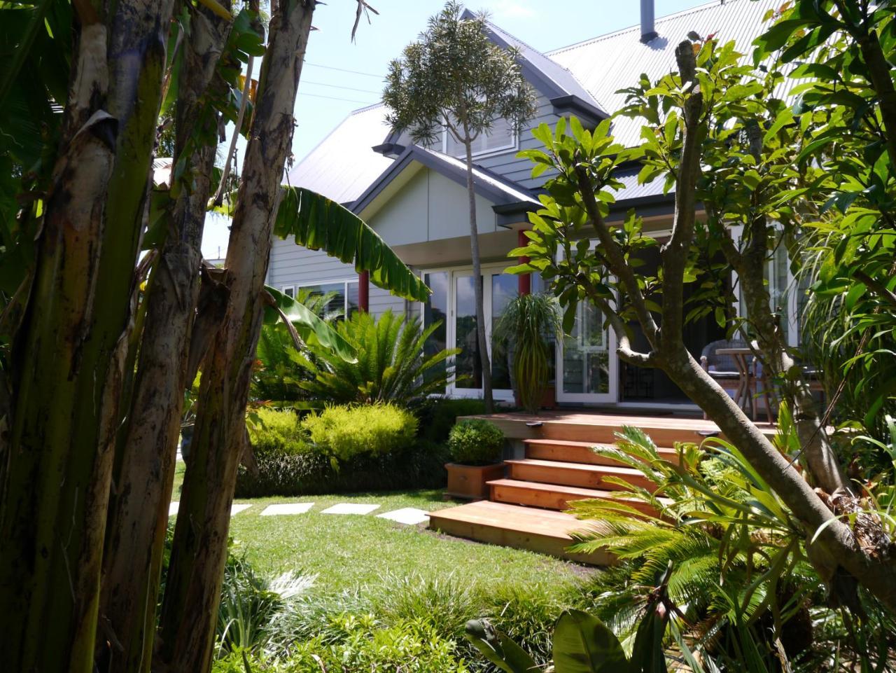 Kereru Cottage Russell - James Cook Apartment Buitenkant foto