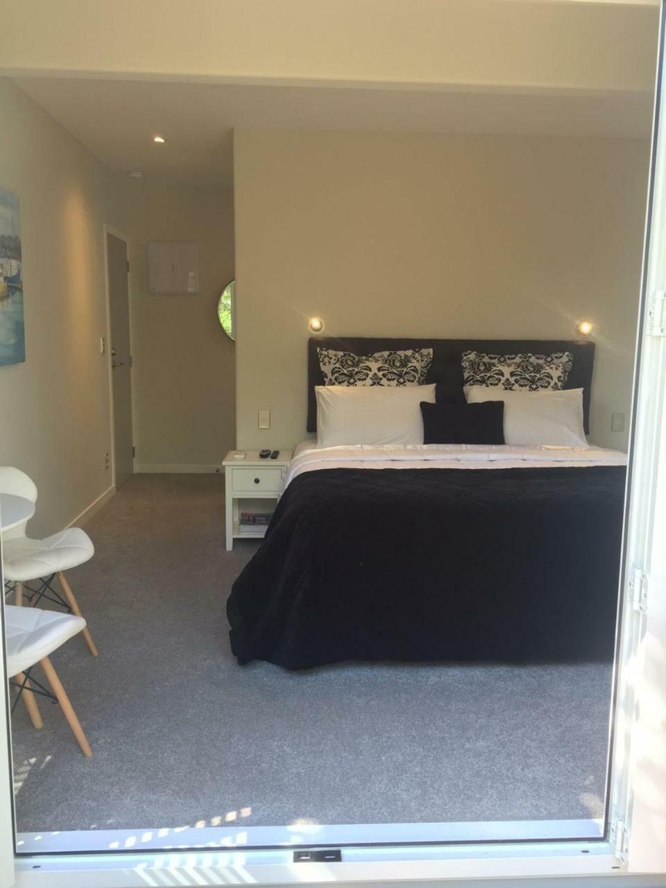 Kereru Cottage Russell - James Cook Apartment Buitenkant foto